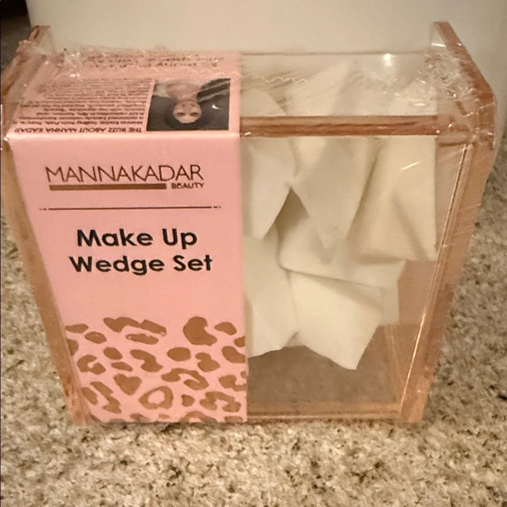 Savvy Latex-Free Cosmetic Sponge Collection - Purple, White,‎ Cream